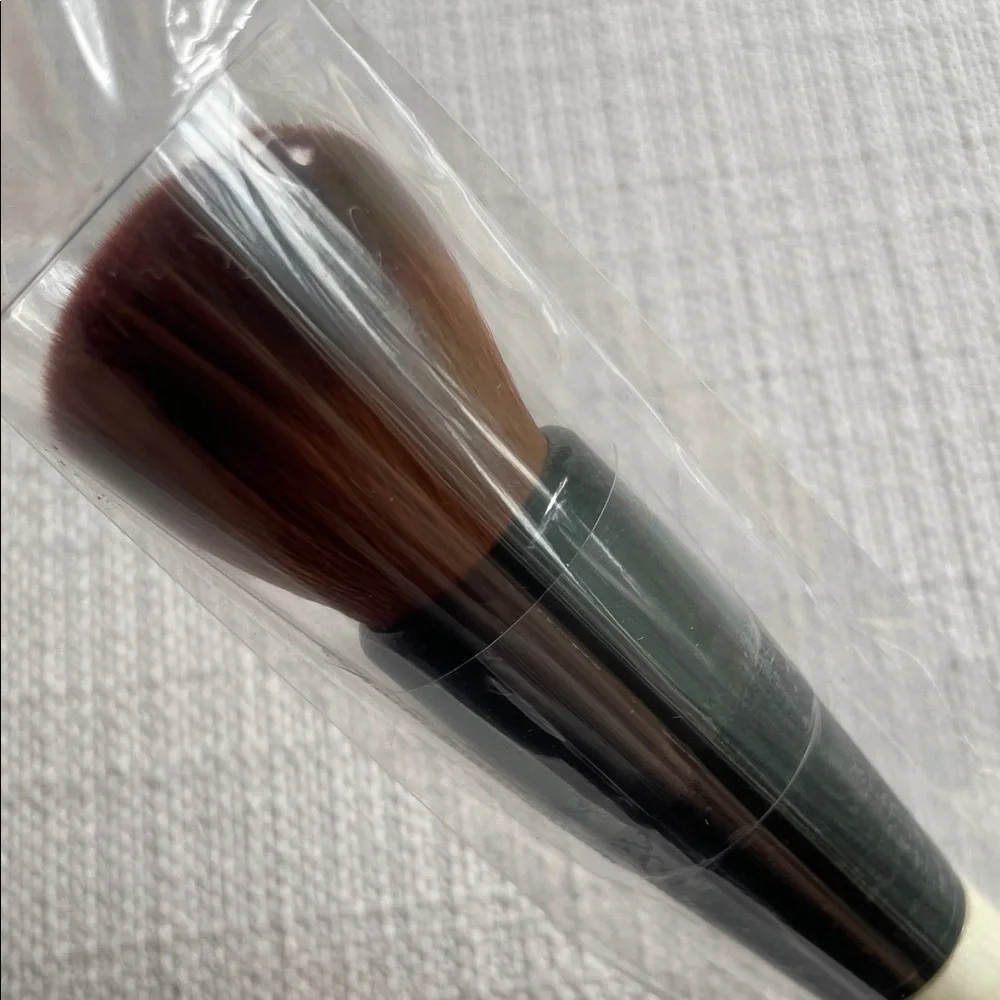 Bobbi Brown full coverage face Makeup Brush